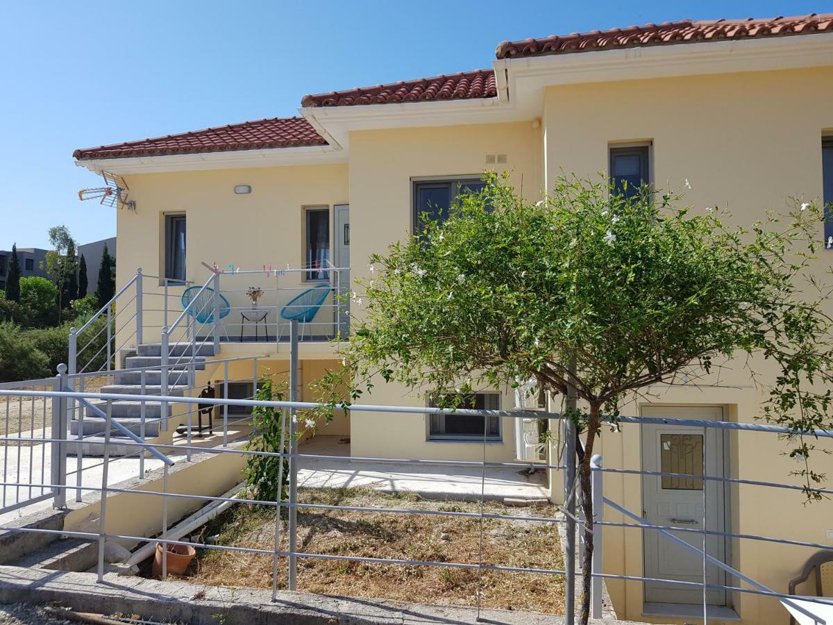 Вілла XI House Xi Beach Екстер'єр фото